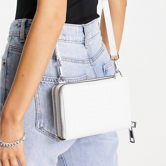 EUC Double Zip Crossbody Bag - Picture 2 of 5